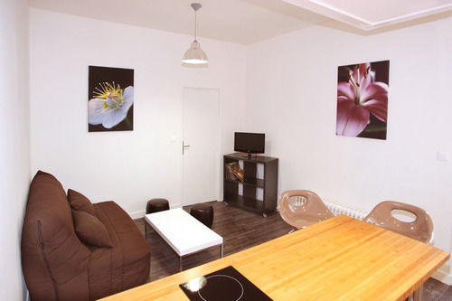 Bien Etre Immo Apartment ปัวติเยร์ ภายนอก รูปภาพ
